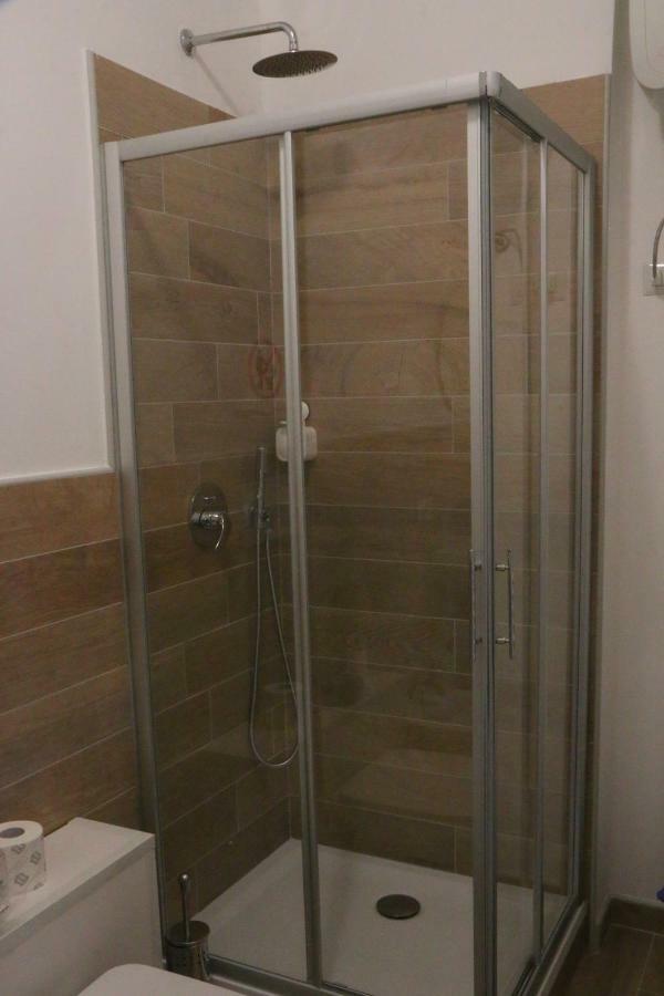 Senza Tempo Room & Breakfast Grazzano Visconti Luaran gambar